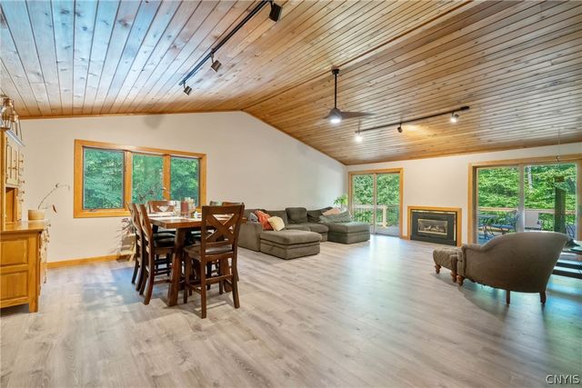 2424 Sourwood Drive, Lysander, NY 13135