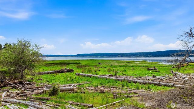 241 NE Rendsland Creek Road, Tahuya, WA 98588