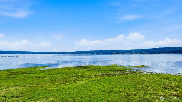 241 NE Rendsland Creek Road, Tahuya, WA 98588