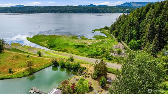 241 NE Rendsland Creek Road, Tahuya, WA 98588