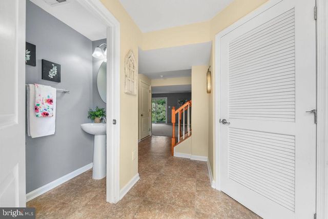1607 EXPOSITION DR, Williamstown, NJ 08094