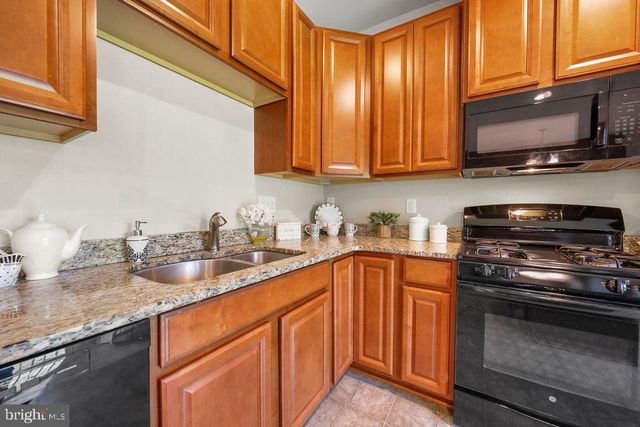 1607 EXPOSITION DR, Williamstown, NJ 08094