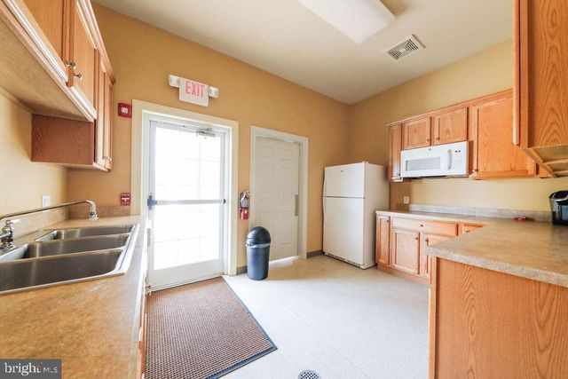 1607 EXPOSITION DR, Williamstown, NJ 08094