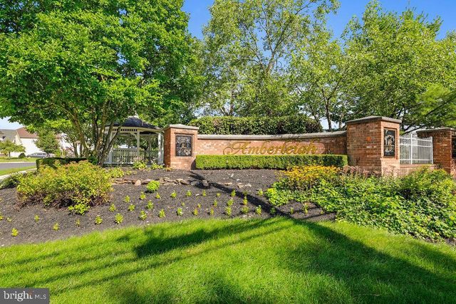 1607 EXPOSITION DR, Williamstown, NJ 08094