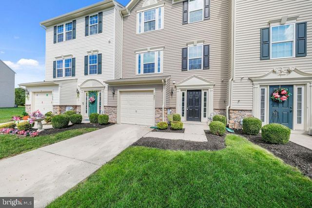 1607 EXPOSITION DR, Williamstown, NJ 08094