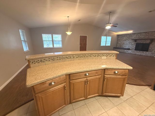 717 Lookout, Canyon Lake, TX 78133