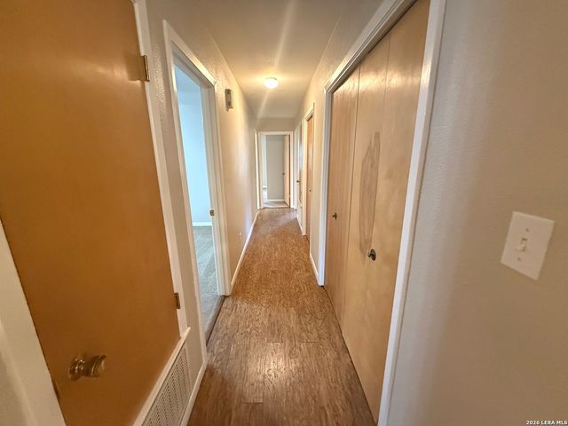 717 Lookout, Canyon Lake, TX 78133