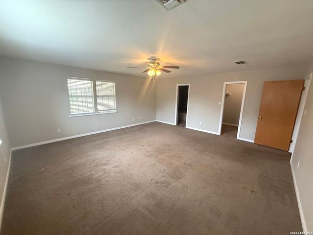 717 Lookout, Canyon Lake, TX 78133