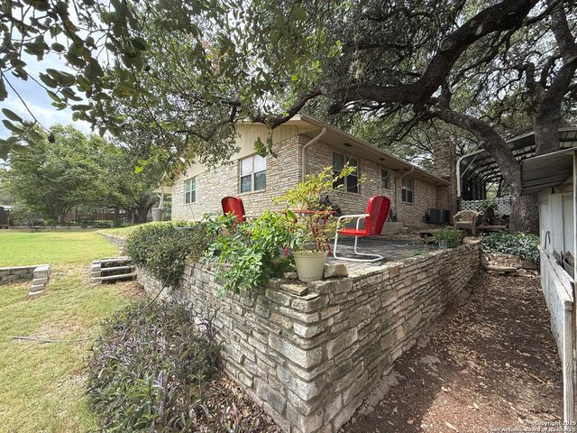 717 Lookout, Canyon Lake, TX 78133