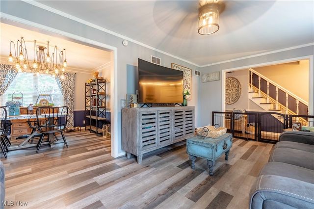 134 Mayflower Drive, Youngstown, OH 44512