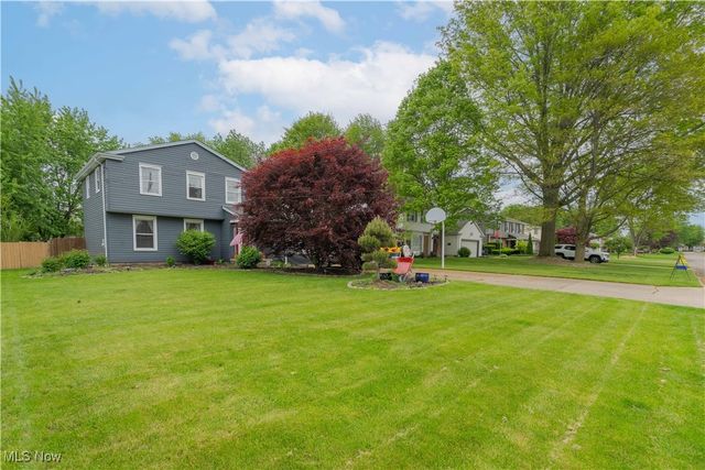 134 Mayflower Drive, Youngstown, OH 44512