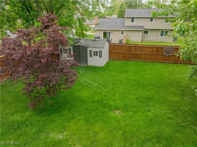 134 Mayflower Drive, Youngstown, OH 44512