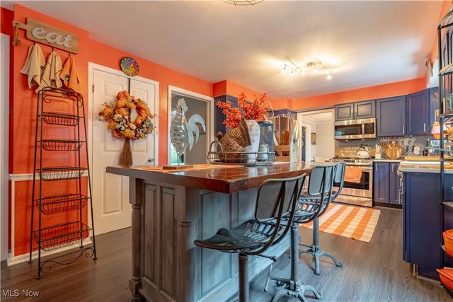 134 Mayflower Drive, Youngstown, OH 44512