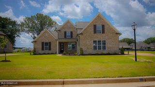 13673 S River Grove Lane, Olive Branch, MS 38654