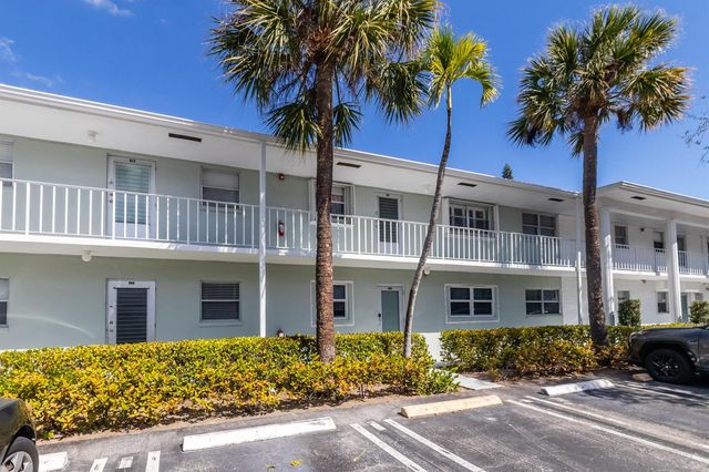 2300 NW 22nd Avenue 112, Delray Beach, FL 33445