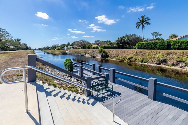 2300 NW 22nd Avenue 112, Delray Beach, FL 33445