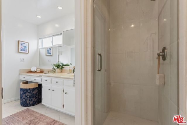 944 17th Street 6, Santa Monica, CA 90403