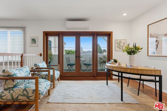944 17th Street 6, Santa Monica, CA 90403