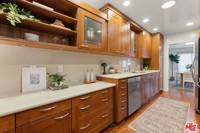 944 17th Street 6, Santa Monica, CA 90403