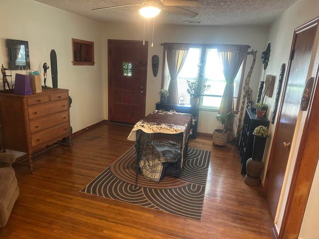637 S Lightner Dr., Wichita, KS 67218