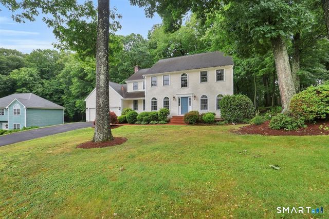 11 Dunne Wood Court, Farmington, CT 06085