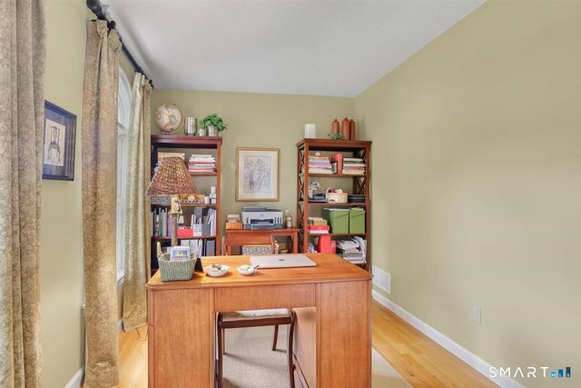 11 Dunne Wood Court, Farmington, CT 06085