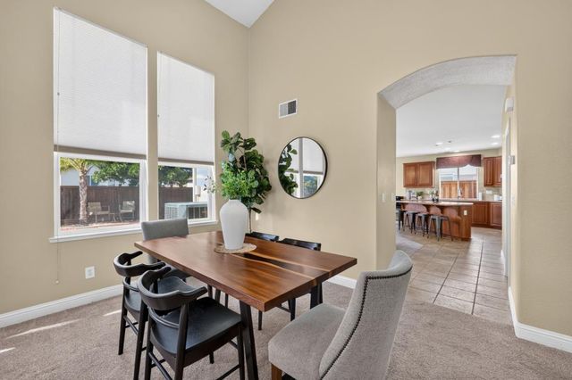 1401 Alder Creek Ct, Lincoln, CA 95648