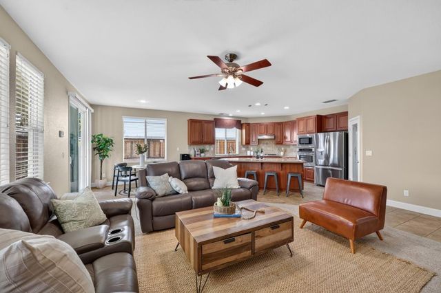 1401 Alder Creek Ct, Lincoln, CA 95648