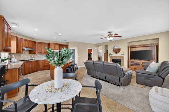 1401 Alder Creek Ct, Lincoln, CA 95648
