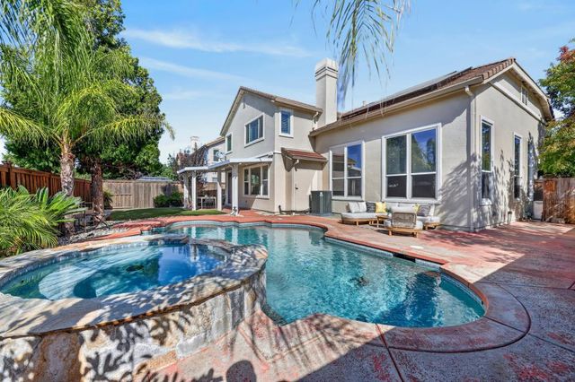 1401 Alder Creek Ct, Lincoln, CA 95648