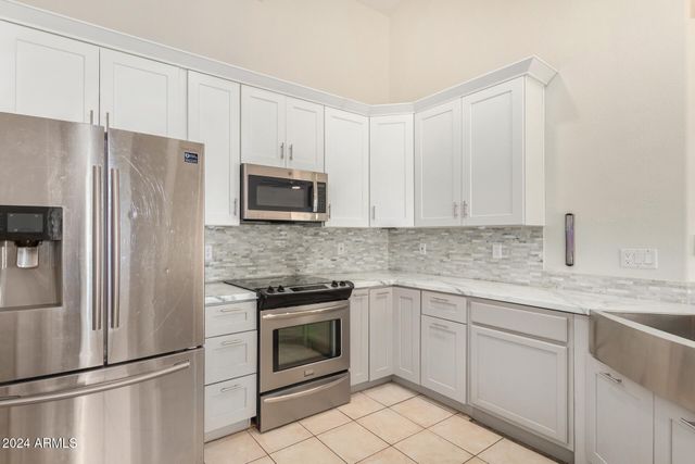 8338 W PARADISE Drive, Peoria, AZ 85345