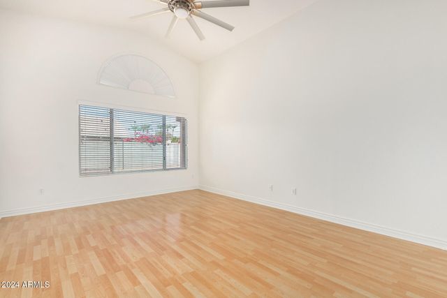 8338 W PARADISE Drive, Peoria, AZ 85345