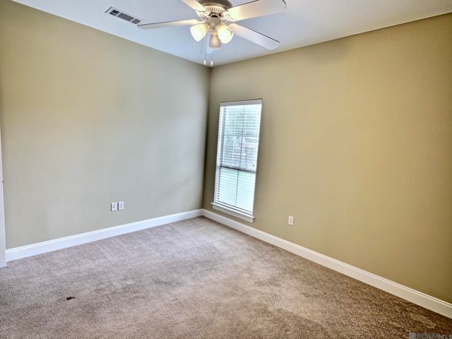 12457 Dutchtown Villa Dr, Geismar, LA 70734