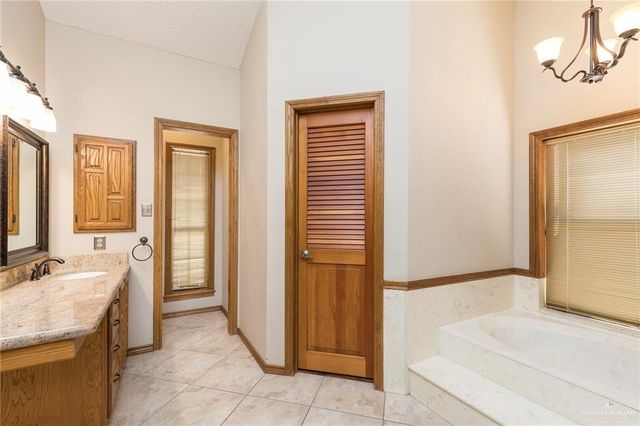 305 Cardinal Avenue, Mcallen, TX 78504