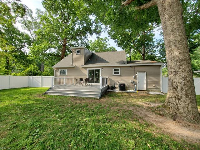 4912 Erskine ST, Virginia Beach, VA 23462