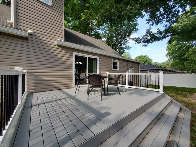 4912 Erskine ST, Virginia Beach, VA 23462