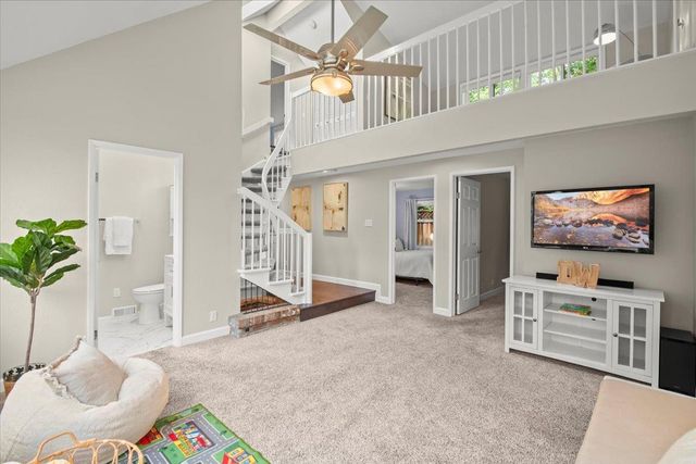 411 Hedgerow Court, Mountain View, CA 94041