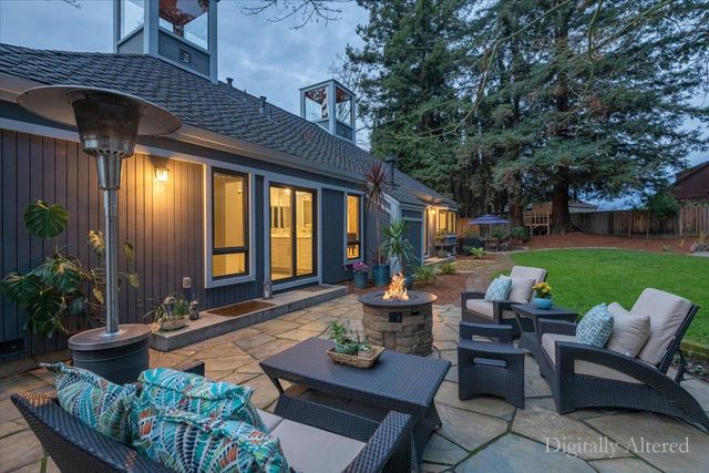 411 Hedgerow Court, Mountain View, CA 94041