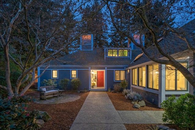 411 Hedgerow Court, Mountain View, CA 94041