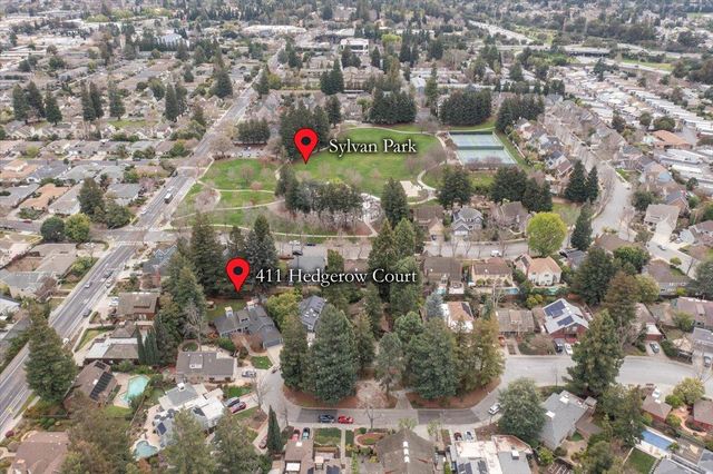 411 Hedgerow Court, Mountain View, CA 94041