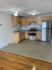 580 Cummins Highway 14, Boston, MA 02126