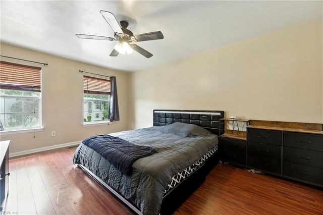 735 Trails LN, Newport News, VA 23608