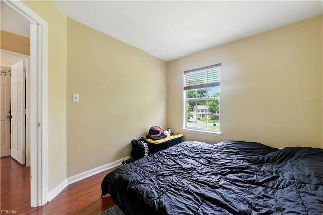 735 Trails LN, Newport News, VA 23608