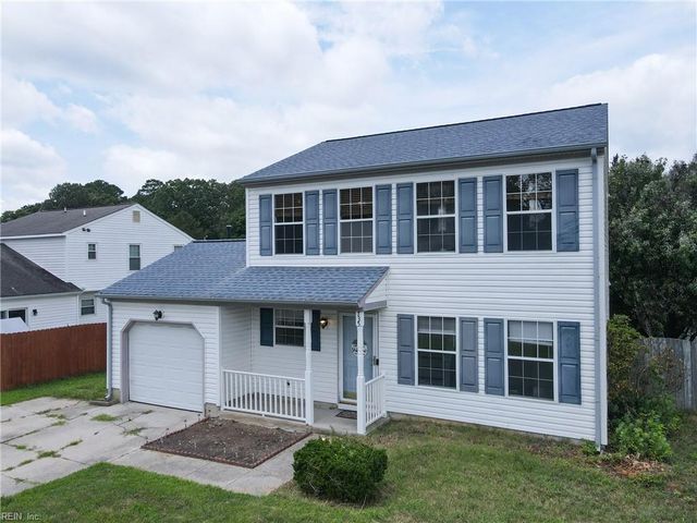 735 Trails LN, Newport News, VA 23608