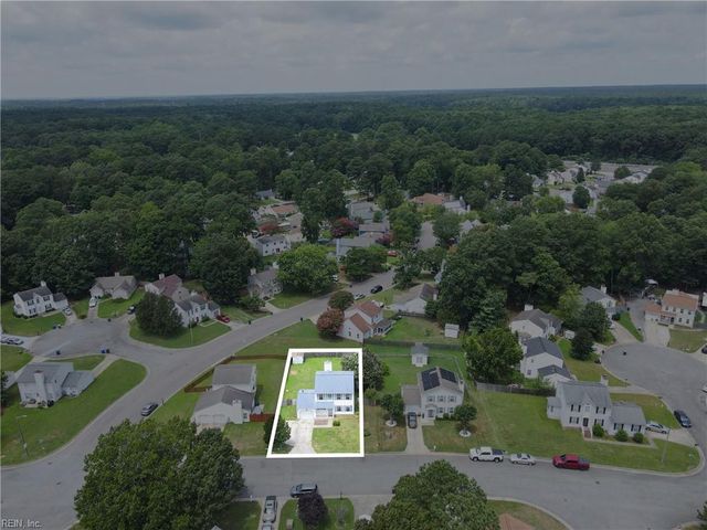 735 Trails LN, Newport News, VA 23608