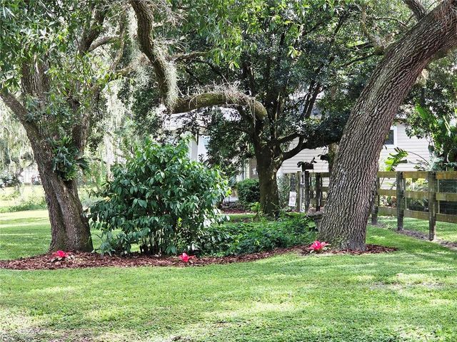 22906 73RD AVENUE E, Bradenton, FL 34211
