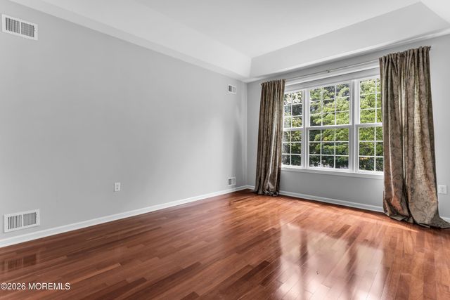 29 Constitution Way, Franklin Twp, NJ 08873