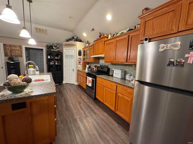 823 Frontier Drive, Rochester, IN 46975