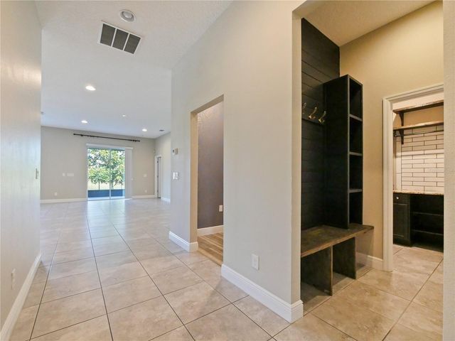 1064 GRAND HILLTOP DRIVE, Apopka, FL 32703