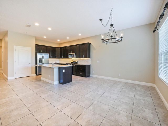 1064 GRAND HILLTOP DRIVE, Apopka, FL 32703